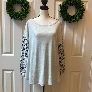NWT mixed material top. Size small.